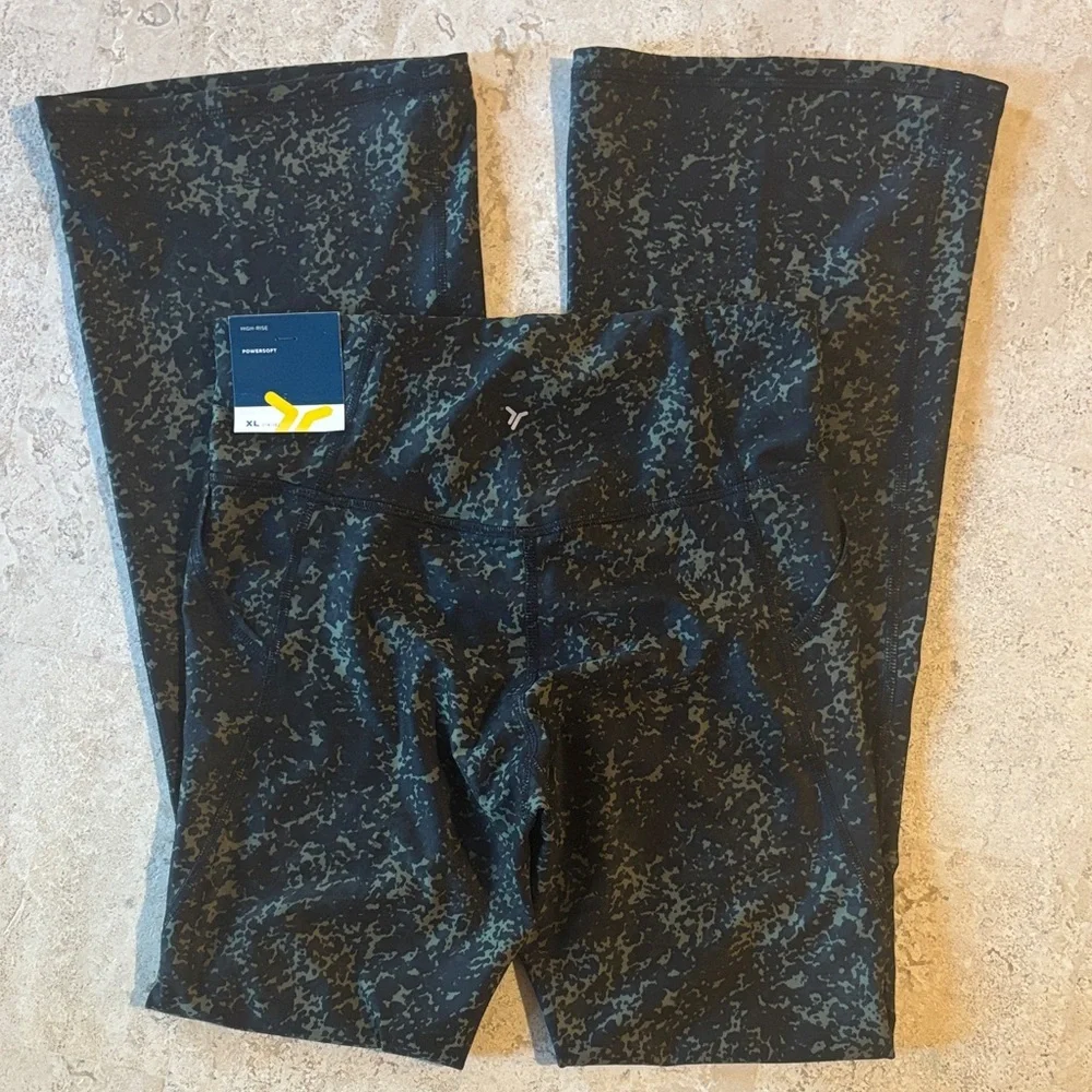 Old Navy active girls size XL 14/16 Powersoft flare leggings‎ with pockets NWT